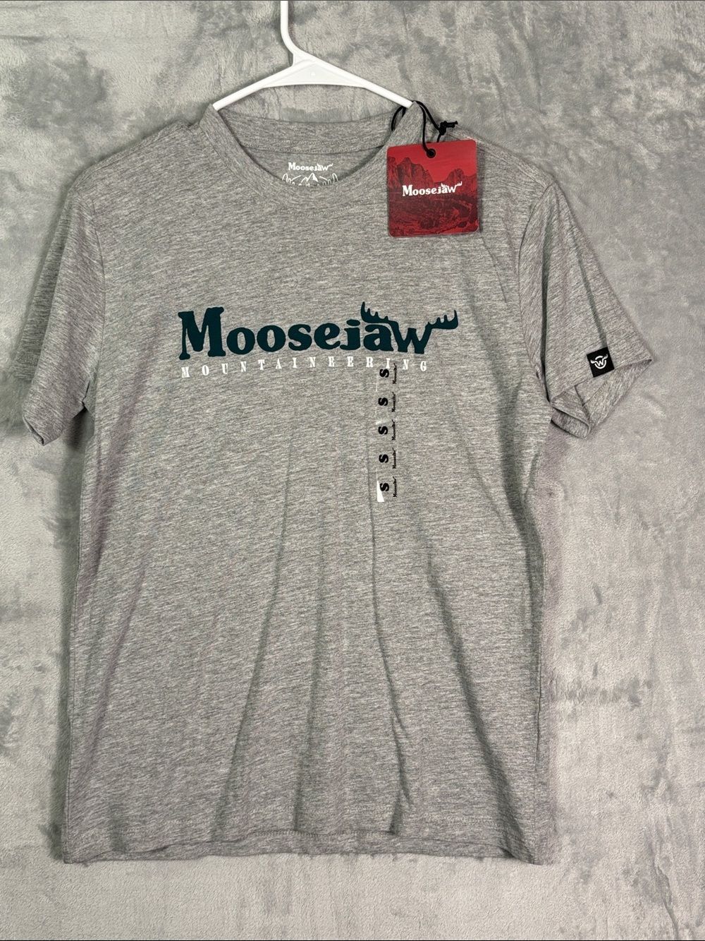 NWT New Moosejaw Heather Grey Original SS T-Shirt Women Size Small